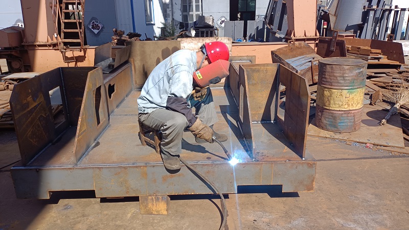 1670972100917738.jpg 焊接1a.jpg